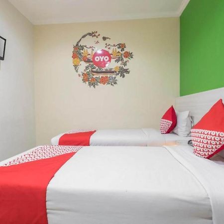 Collection O 91714 Hotel Alden Makassar Ngoại thất bức ảnh