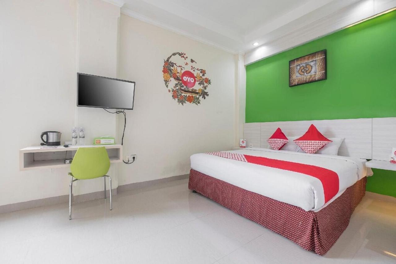 Collection O 91714 Hotel Alden Makassar Ngoại thất bức ảnh