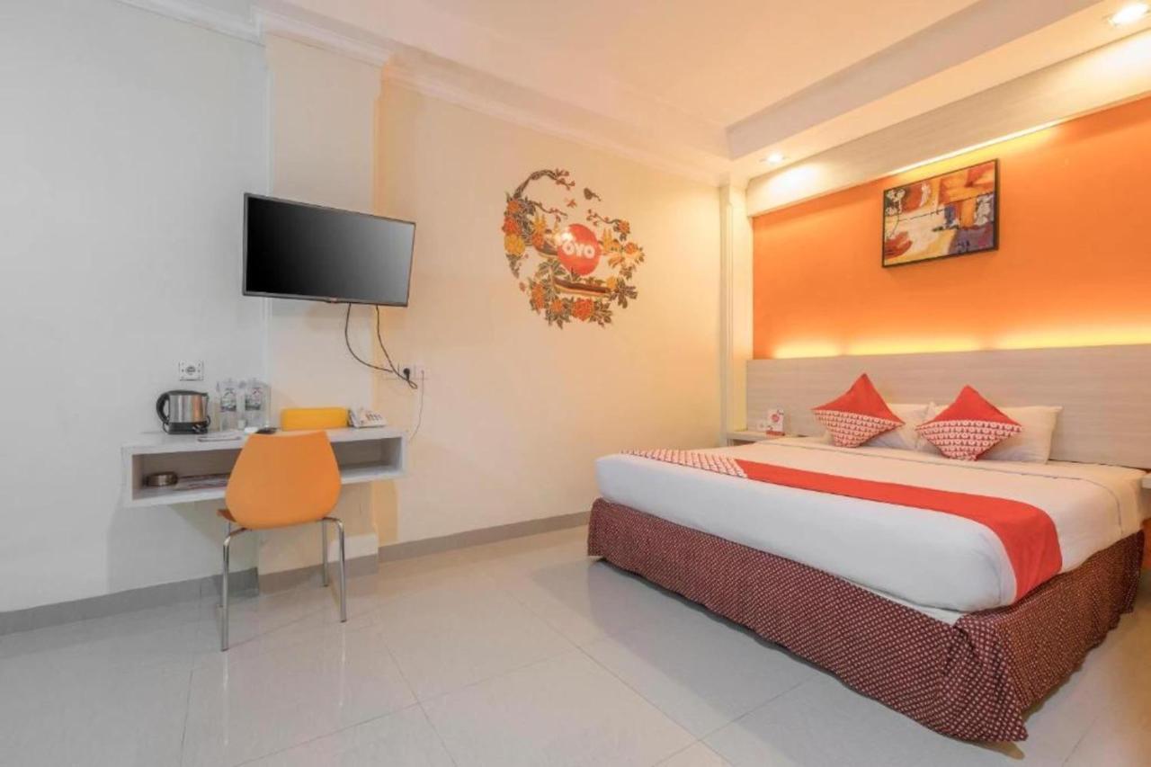 Collection O 91714 Hotel Alden Makassar Ngoại thất bức ảnh